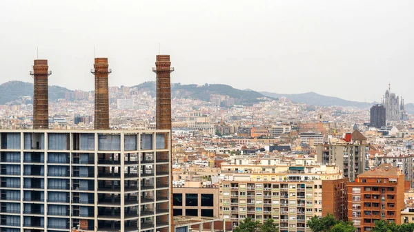 Utsikt Över Barcelona Byggnadsverk Sagrada Familia Bakgrunden Barcelona Spanien — Stockfoto
