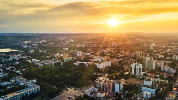 Légi Felderítő Rálátás Chisinau Belvárosára Panoráma Kilátás Több Épület Utak — Stock Fotó