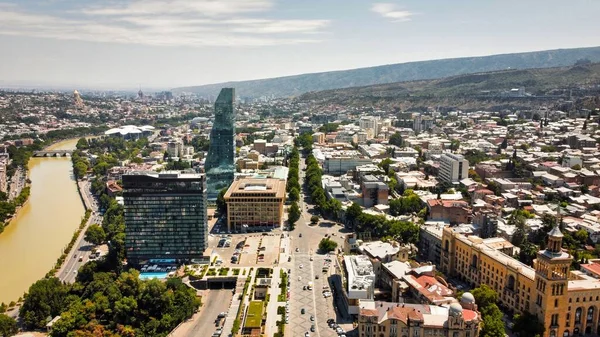 Вид Воздуха Тбилиси Грузия Несколько Зданий Бизнес Центр Много Зелени — стоковое фото
