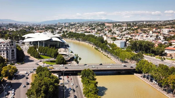 Aerial Drone View Tbilisi Georgia Kura River Bridge Lot Greenery — Stock Photo, Image