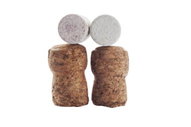 şarap ve şampanya izole üzerinde beyaz mantarlar