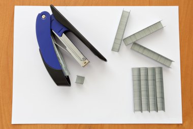 Mavi zımba ve zımba tablo hakkında kağıt 