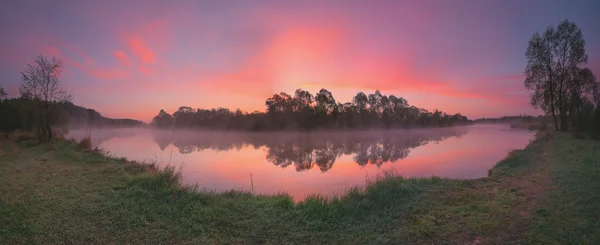 Bahar renkli gündoğumu
