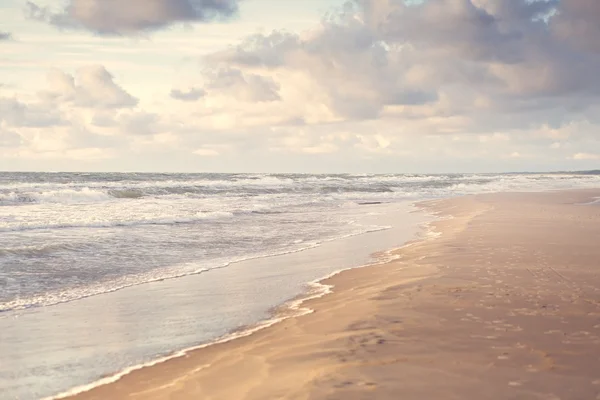 Sommer Sonnenuntergang am Strand — Stockfoto