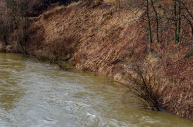 Chernyakhovsk, Rusya Angrapa Nehri'nin Riverwalk görünümünden