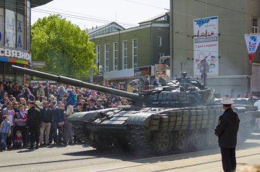 Fas üzerinde zafer 70 yıldönümü için askeri geçit töreni