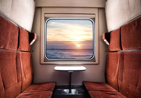 Tren penceresinden görünüm