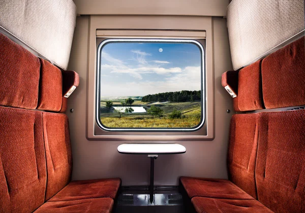 Vista dalla finestra del treno — Foto Stock