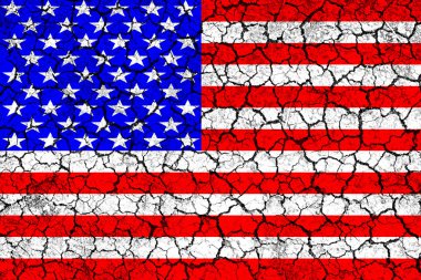 Kırık duvarda ABD bayrağı