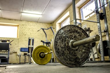 eski bir spor salonu vücut geliştirme için iç