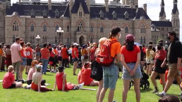 Ottawa Kanada Juli 2021 Avbryt Kanada Day Protestmöte Parliament Hill — Stockvideo