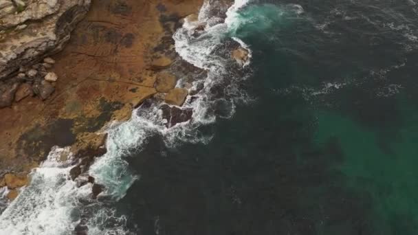 Vista Aérea Moviéndose Sur Norte Maroubra Beach Promontorio Norte Con — Vídeo de stock