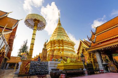 Wat Phra Doi Suthep Tayland 'ın Chiang Mai ilinde bir Theravada Budist tapınağıdır..