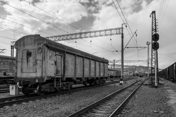 Georgia Tbilisi Raccordo Ferroviario Vecchie Carrozze Ferroviarie Carri Merci Passeggeri — Foto Stock