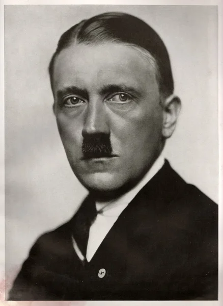 Adolf Hitler, nazi Almanya lideri stüdyo portre. Antika fotoğraf çoğaltılması.