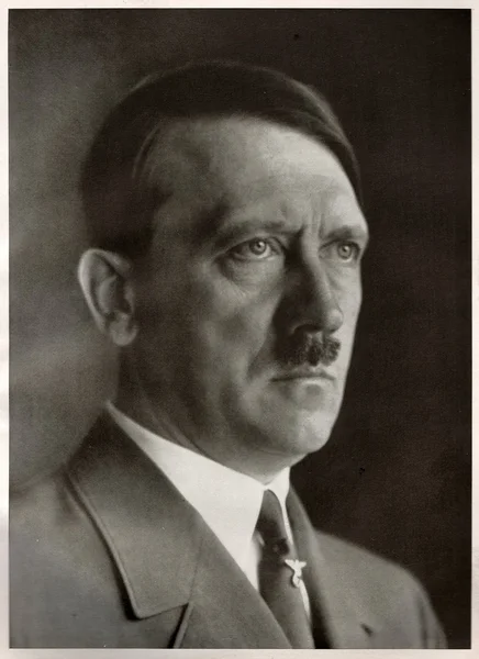 Studio portrait of Adolf Hitler, leader of nazi Germany. Reproduction of antique photo. — Stock Photo, Image