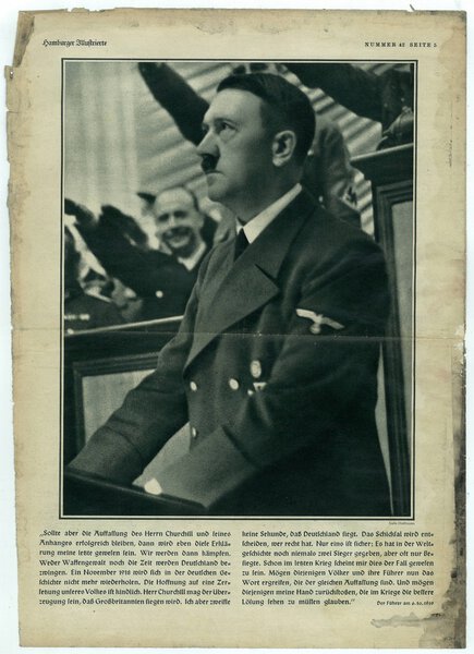 Воспроизведение страницы журнала показывает фотографию Адольфа Гитлера из нацистской Германии
.