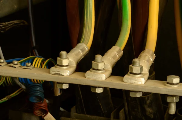 Closeup of wires. Grounding conductor, earth lead, ground lead with dust. — Stock Photo, Image