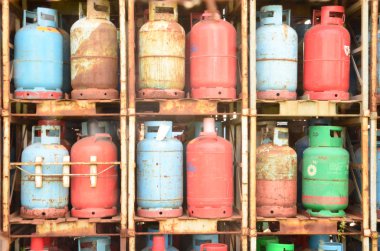 Gaz şişeleri dışında tutmak. Propan bütan silindir.
