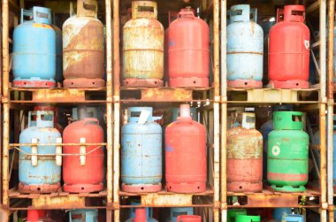 Gaz şişeleri dışında tutmak. Propan bütan silindir.