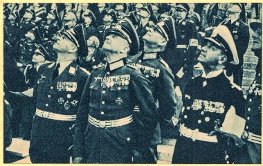 GERMANY - 1938: Kıdemli Alman ordu komutanları General Walther von Brauchitsch, General Wilhelm Keitel ve Amiral Erich Raeder, 1938. Etiket der wehrmacht.