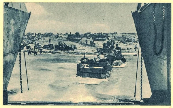10 lipca 1943 roku alianci rozpoczęli inwazję na Europę kontrolowaną przez Osi, lądując na wyspie Sycylia, niedaleko kontynentalnych Włoch.. — Zdjęcie stockowe