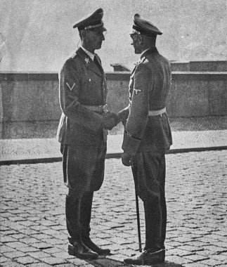 PRAG, BOHEMIA VE FAVİYA PROTECTORATESİ - 28 Eylül 1941: 27 Eylül 1941 'de, Heydrich Bohemya ve Moravya Koruyucu Vekil Vekili (Çekoslovakya' nın bir kısmı 15 Mart 1939 'da Reich' a dahil edildi) olarak atandı.)