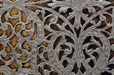 Kabartmalı gümüş antik desen