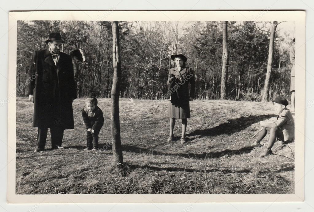 Vintage photo shows the family with small children, circa 1941.