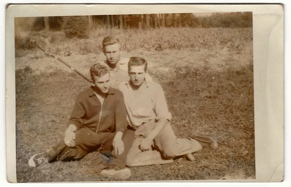 A vintage fotó azt mutatja, katonák szabadidőben. — Stock Fotó