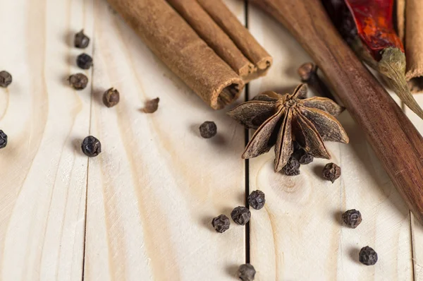 Kruiden Kruiden Voedsel Keuken Ingrediënten Houten Achtergrond — Stockfoto