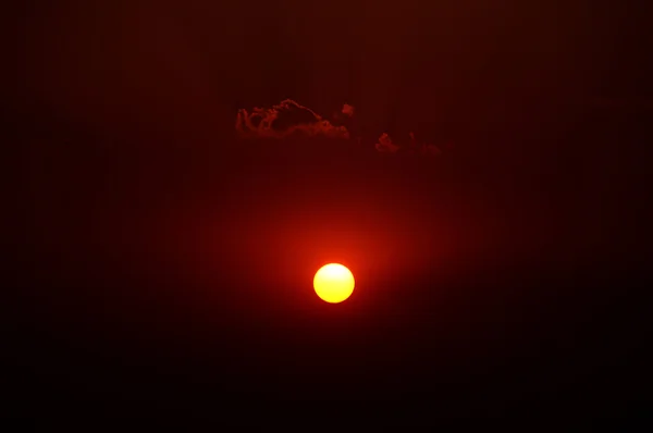 Schöner Himmel mit Wolken — Stockfoto