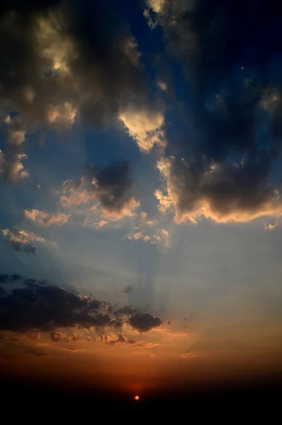 Céu bonito com nuvens — Fotografia de Stock