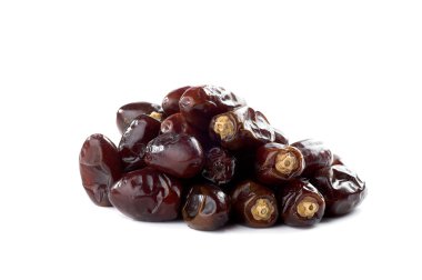 Beyaz arka planda tarihleri. Kurutulmuş tarihleri meyve.