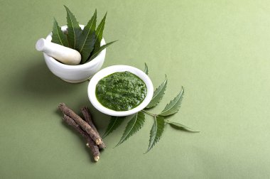 tıbbi neem yaprağı