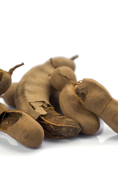 Tamarind Terisolasi Pada Latar Belakang Putih Asam Manis Tamarind Indica — Stok Foto