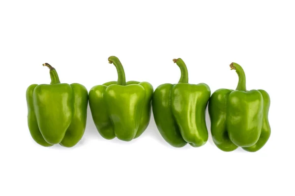 Färsk Grön Paprika Eller Capsicum Vit Bakgrund — Stockfoto