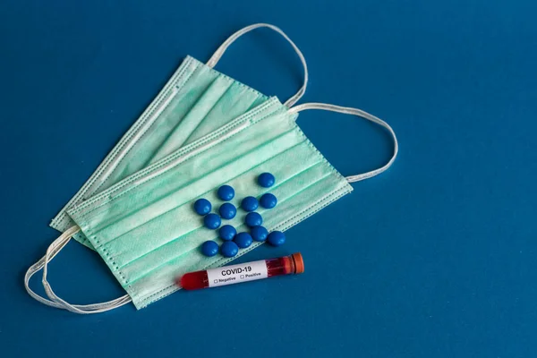 Tube Containing Blood Sample Testing Presence Coronavirus Covid Mask Medicine — Stock Photo, Image