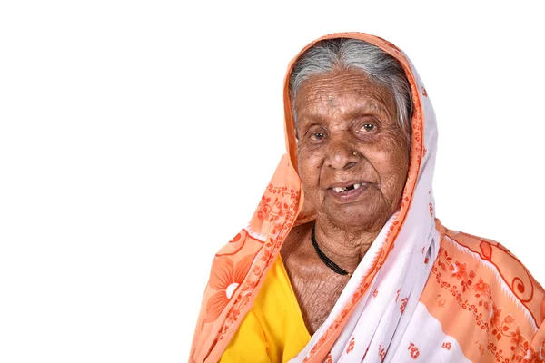 Portrait of an old woman, Senior Indian woman. — Stock Photo, Image