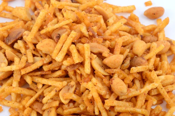 Indiase Snacks. Traditionele Indiase diepe gebakken falahari chivda - chivda of het mengsel — Stockfoto