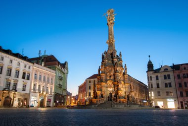 Olomouc, Çek Cumhuriyeti - 2 Temmuz 2015 - gece fotoğraf Holy Trinity sütun
