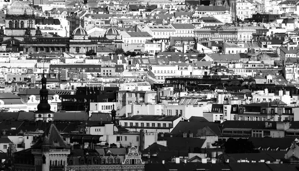 Cidade de Praga, Vista de Telhados de Edifício — Fotografia de Stock