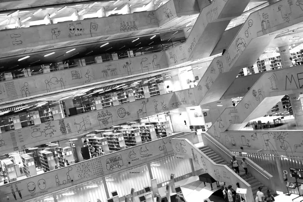 Biblioteca Nacional de Tecnologia Praga, NTK Praga, Interiores — Fotografia de Stock