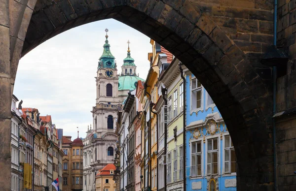 Вид на Николаевский дворец в Праге — стоковое фото