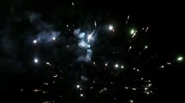 Yeni yıl kutlama, gökyüzünde havai fişek