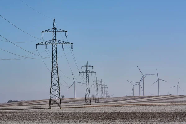 Güç Hattı Strommast Kış Değirmenleri