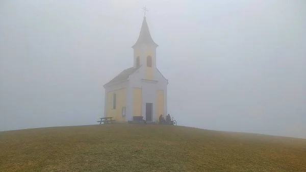 Sisin içindeki şapel