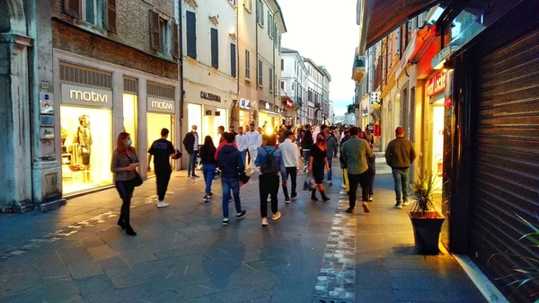 Şehirden alışveriş.