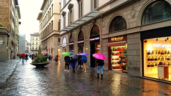 Şehirden alışveriş.