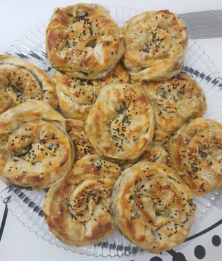 SK2 'yi mükemmel bir şekilde yiyen SpinacH hamur.